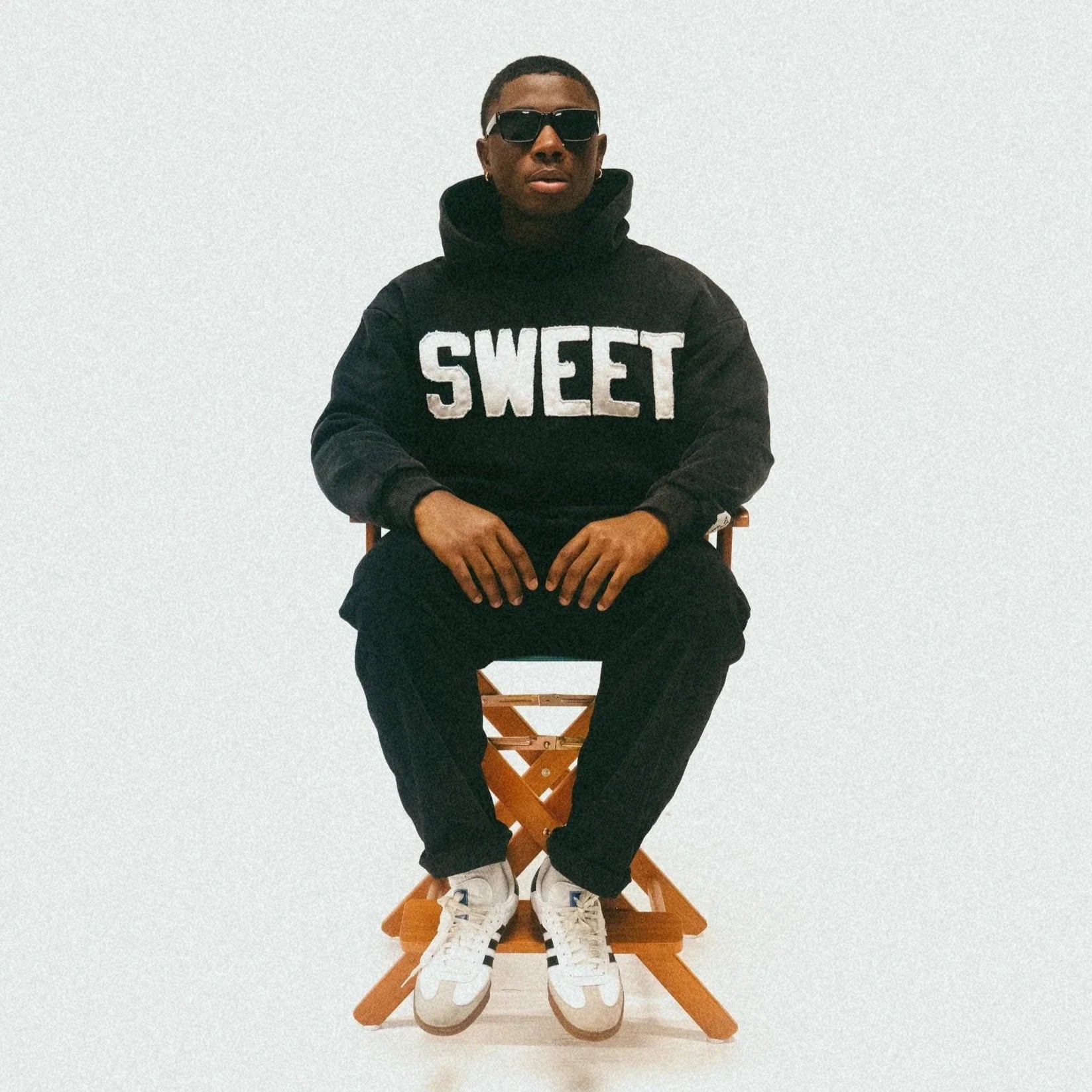 Viral Sweet Hoodie Shop Monterra Black S